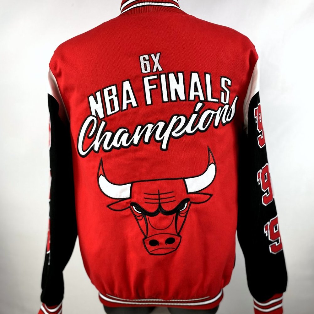 CHICAGO BULLS 6 TIME NBA FINALS COTTON CHAMPIONSHIP JACKET   M L XL 2X